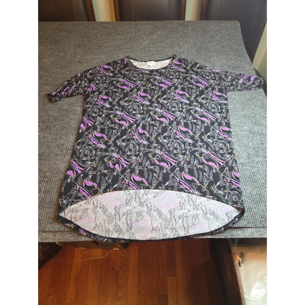 LULAROE DISNEY VILLAINS MALEFICENT IRMA TUNIC SIZE M‎